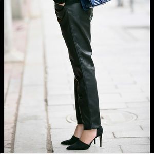 Vince “Claire” d’orsay Leather Pumps